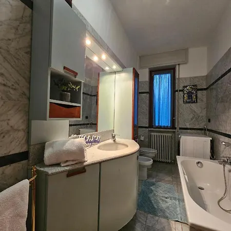 La Finestra Sul Porto By World Apartment Ellera (Umbria)