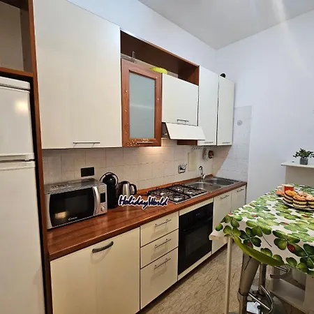 La Finestra Sul Porto By World Apartment Ellera (Umbria)